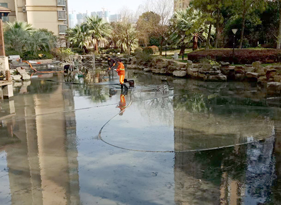 鄂城景观池淤泥清理